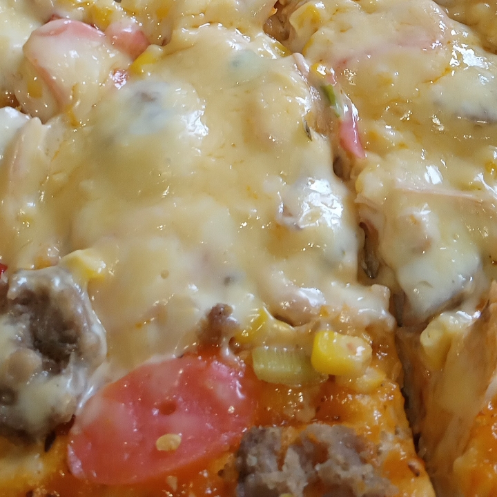 LA Pizza Daging Baso Sosis Jagung Jamur Beep Mozzarella