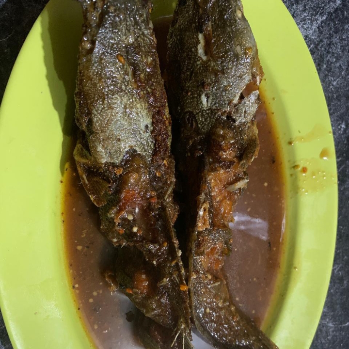 LELE MERCON PEDAS MANIS 