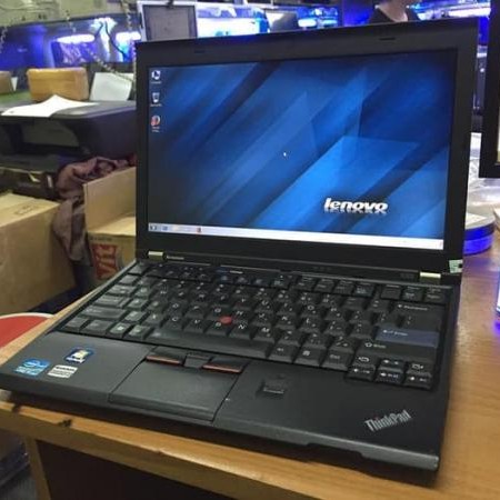 LENOVO THINKPAD X220 CORE I5 CUCI GUDANG MURAH MERIAH