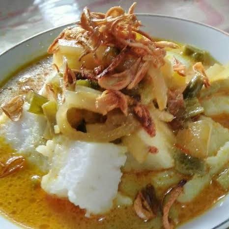 LONTONG MEDAN TOUCO