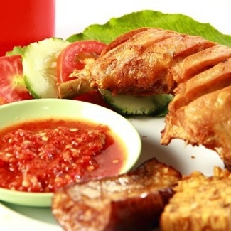 Lalapan Ayam