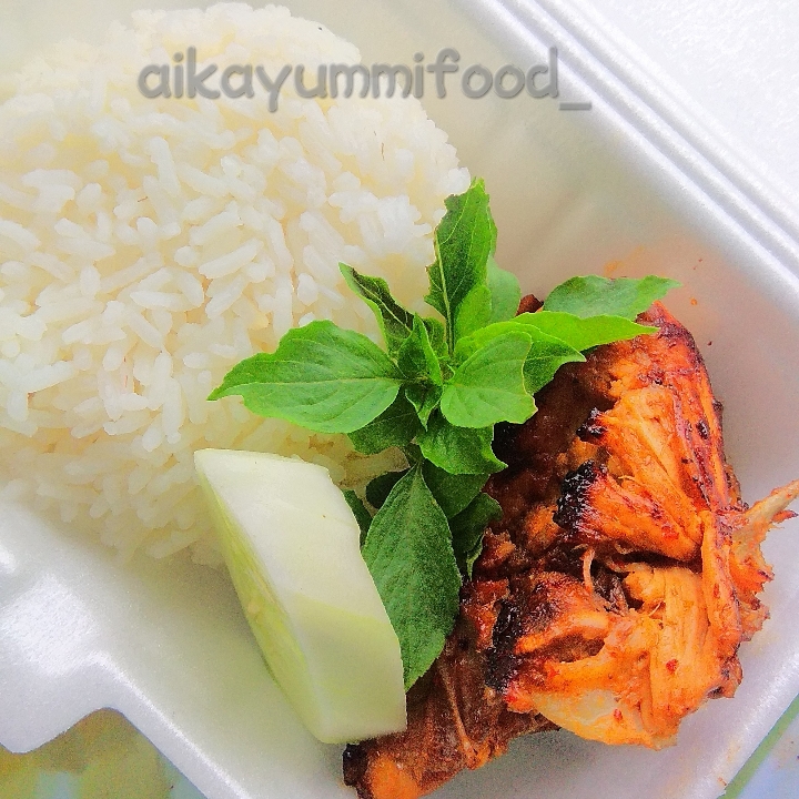 Lalapan Ayam Bakar Kecap