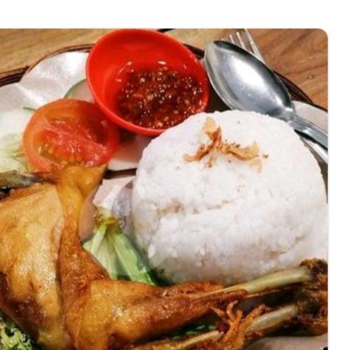 Lalapan Ayam Potong