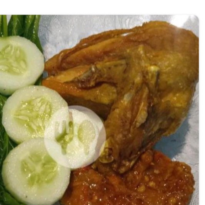 Lalapan Ayam Potong