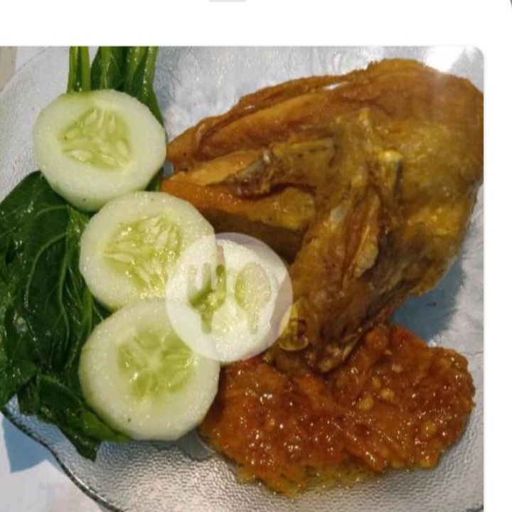 Lalapan Ayam Potong 