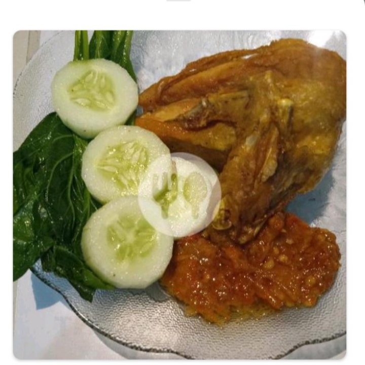 Lalapan Ayam Potong 