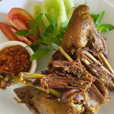 Lalapan Bebek