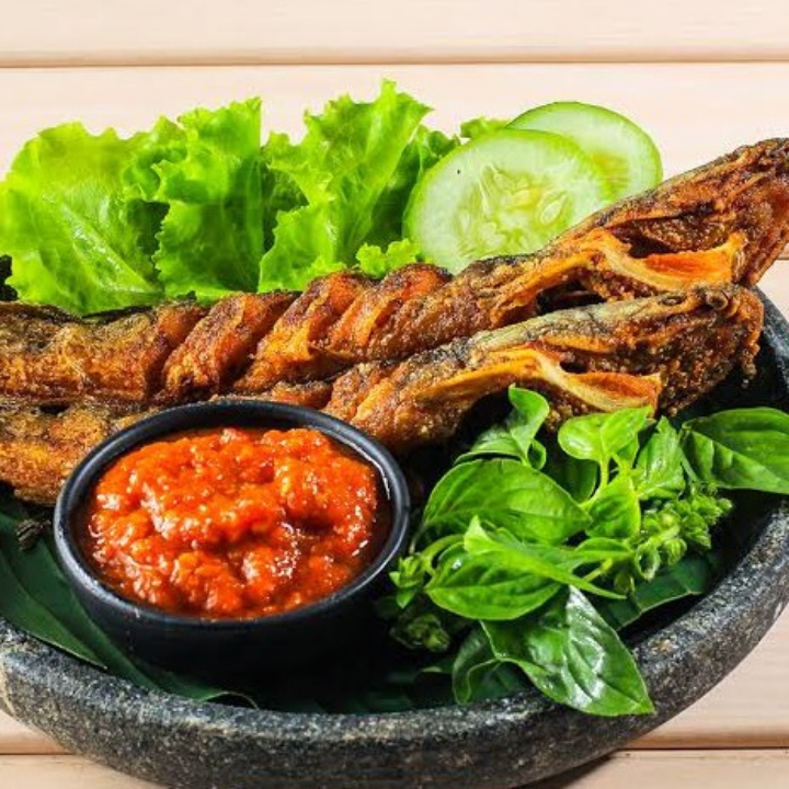 Lalapan Lele