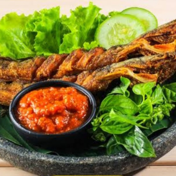 Lalapan Lele