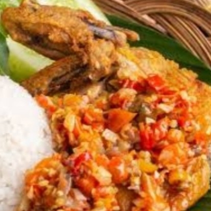Lauk Pauk Ayam Kampung Dada Mercon Pedas