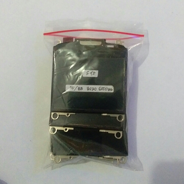 Lcd BB 8520 645