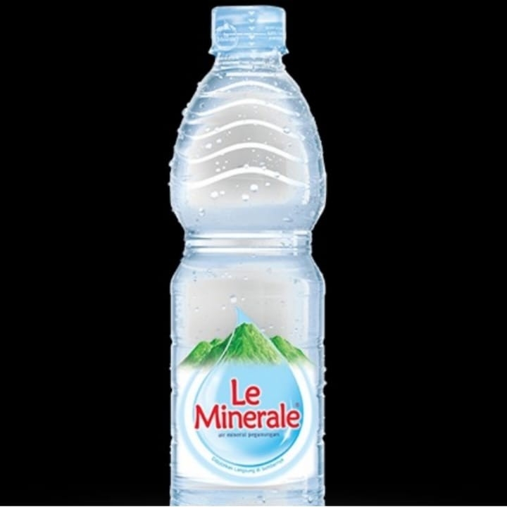 Le Minerale