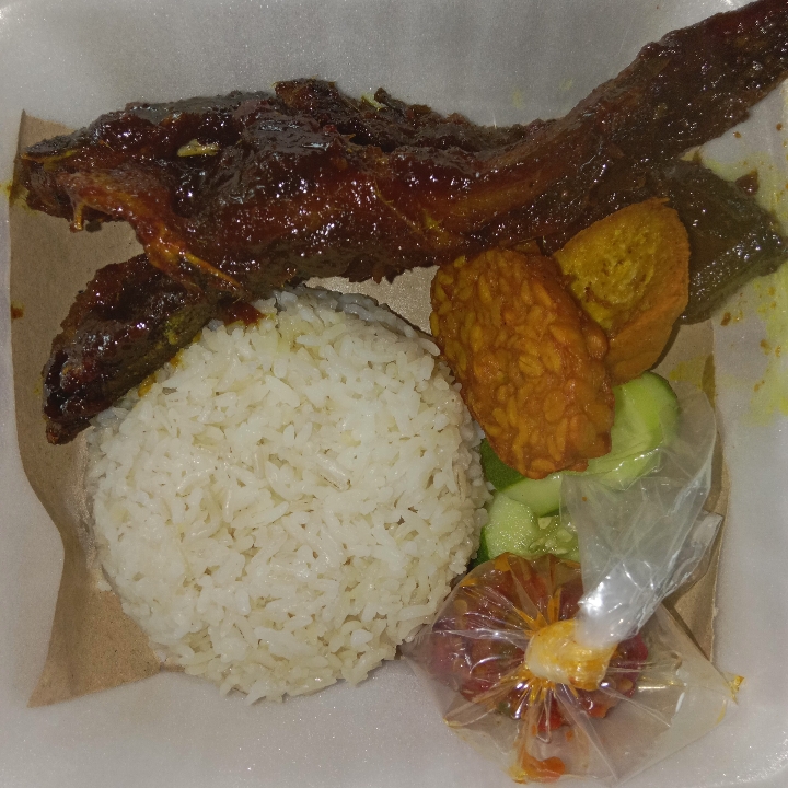 Lele Bakar