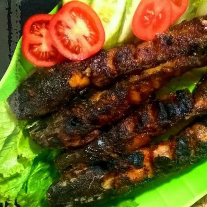 Lele Bakar Tanpa Nasi