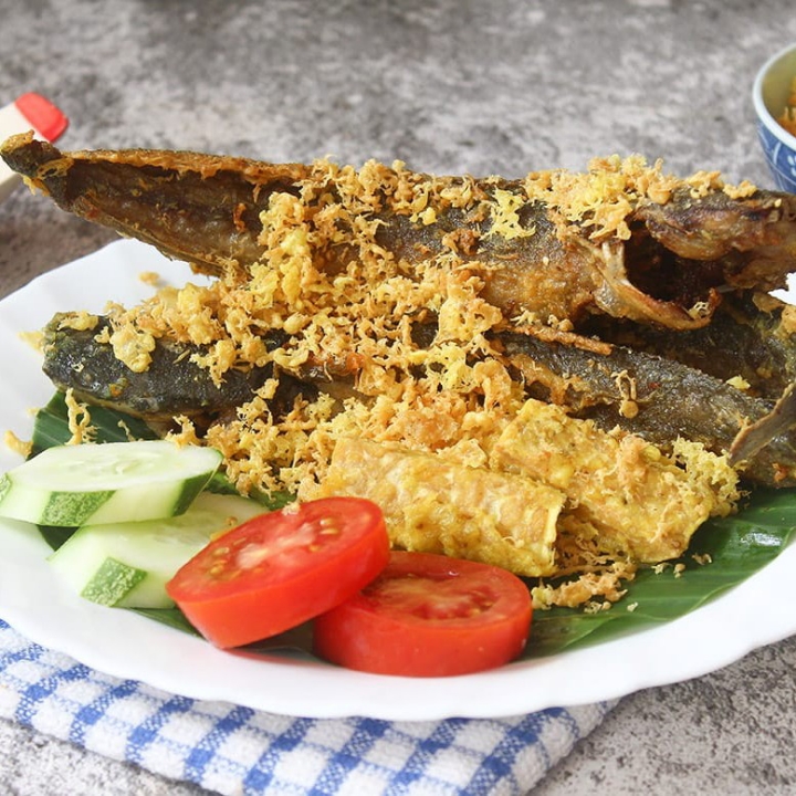 Lele Kremes Nasi