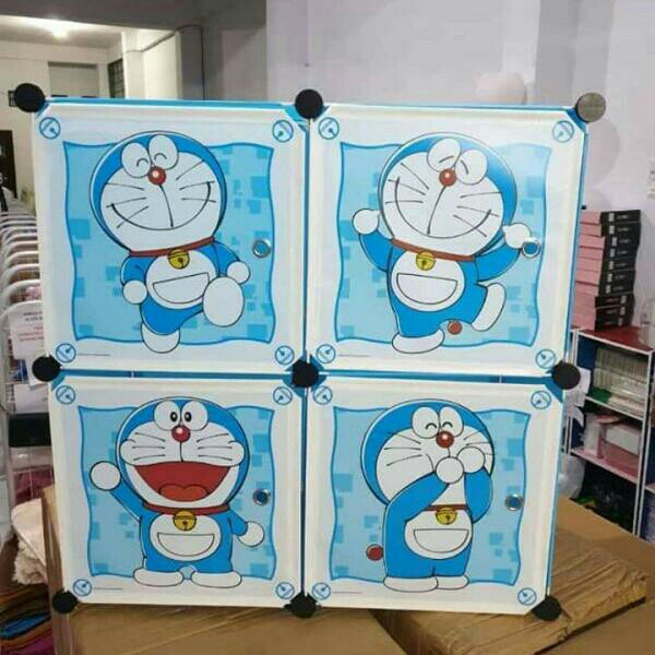 Lemari Cabinet 4 Pintu Doraemon