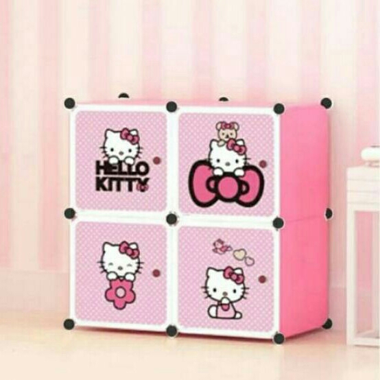Lemari Cabinet 4 Pintu Hello Kitty