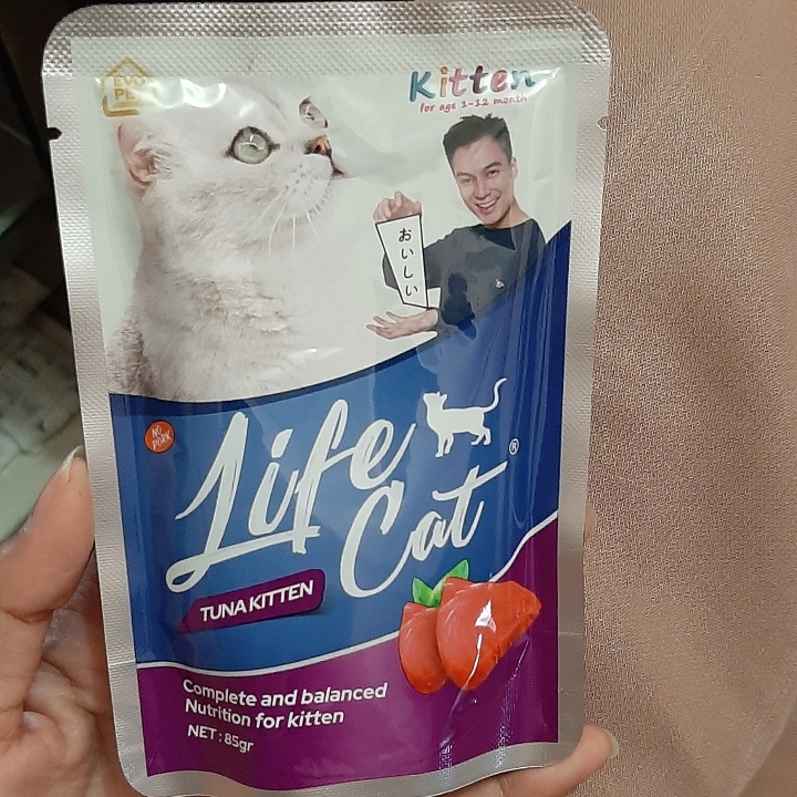 Life cat Tuna Pouch 