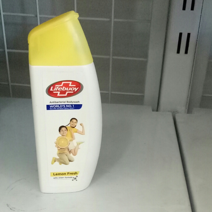 Lifebuoy Bodywash Lemon Fresh