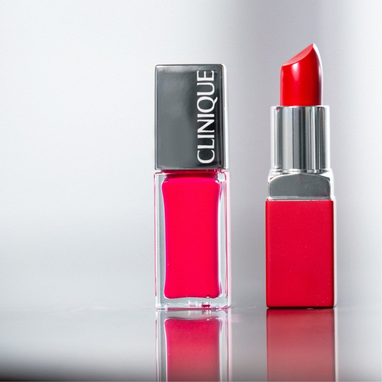 Lipstik Clinique Red Velvet