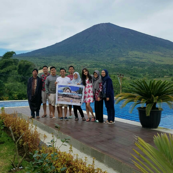 Lombok Trip Senaru Dan Pink Beach 4 Hari