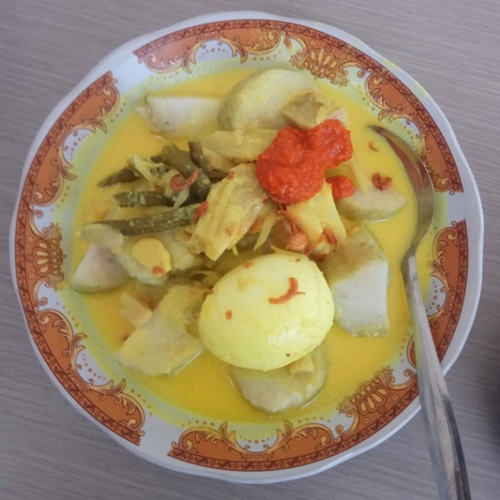 Lontong