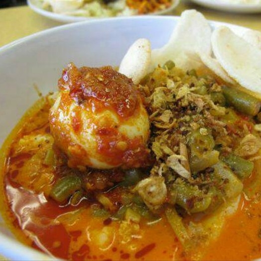Lontong Kari