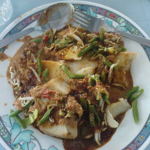 Lontong Pecel