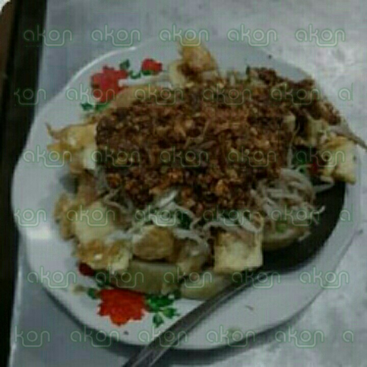 Lontong Tahu Telur