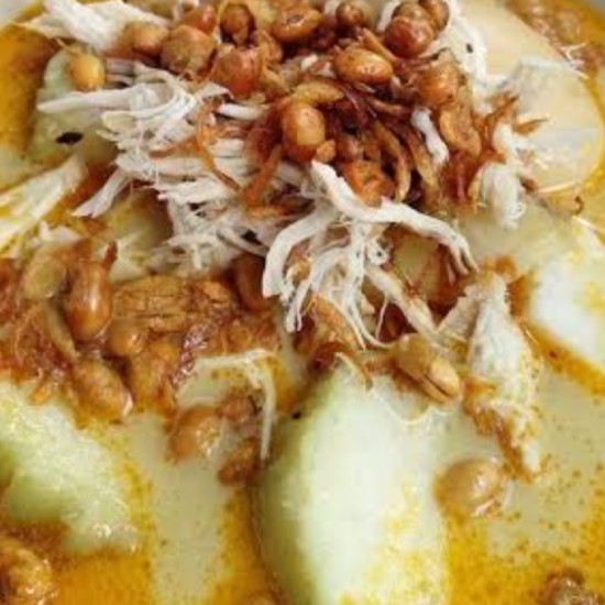 Lontong Telur Bebek