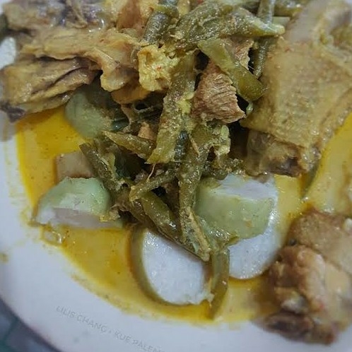 Lontong Tubruk Bu Sukatim