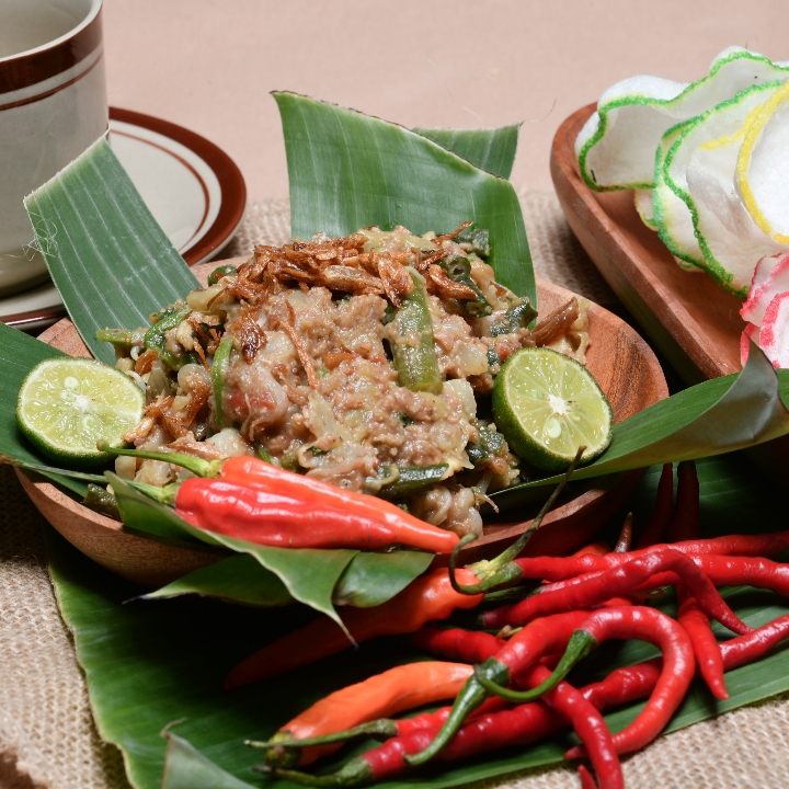 Lotek Mateng