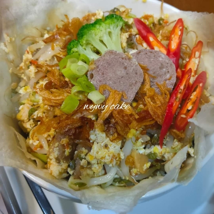 Lumpia Ayam Baso Tumpah