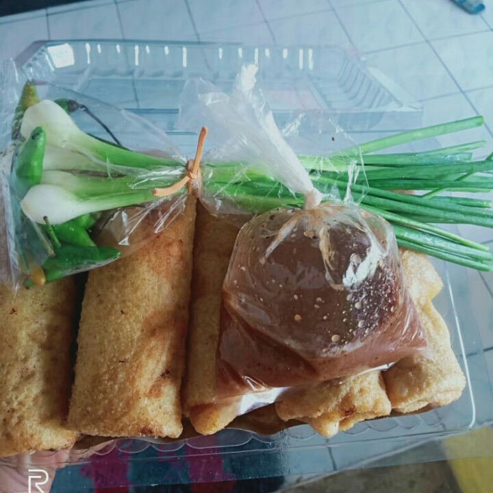 Lumpia Rebung Ayam Per Box Isi 6