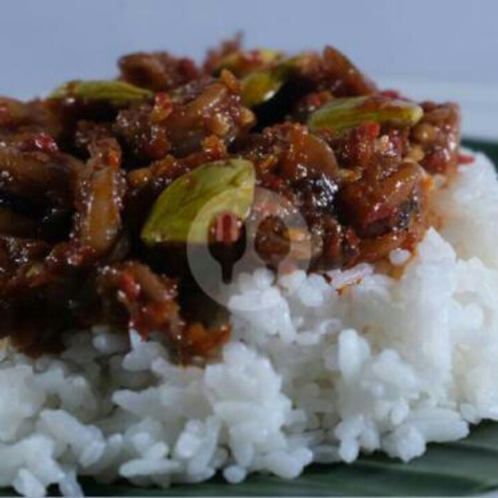 Lunch Box Cumi Balado