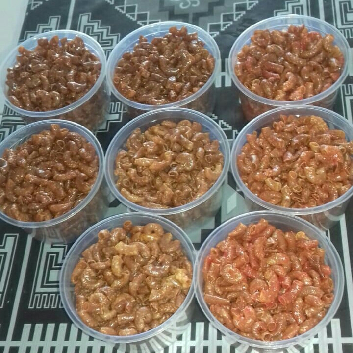 MACARONI NGEHE