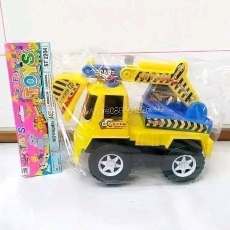 MAINAN MOBIL ST 2204