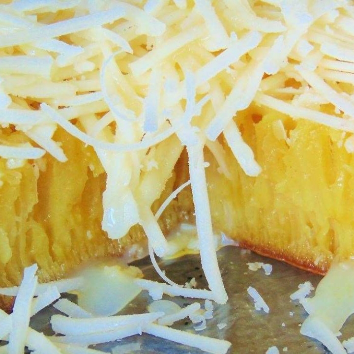 MARTABAK KEJU-KURMA
