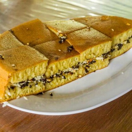 MARTABAK MANIS