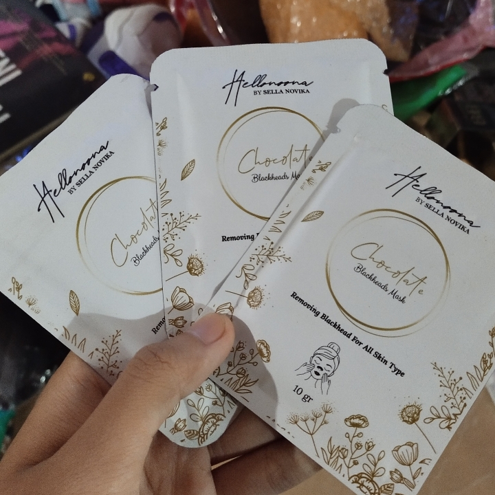 MASKER KOMEDO HELLO NONA