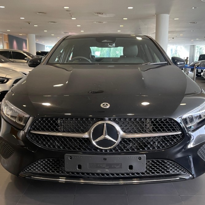 MERCEDES BENZ A200 NIK 2023