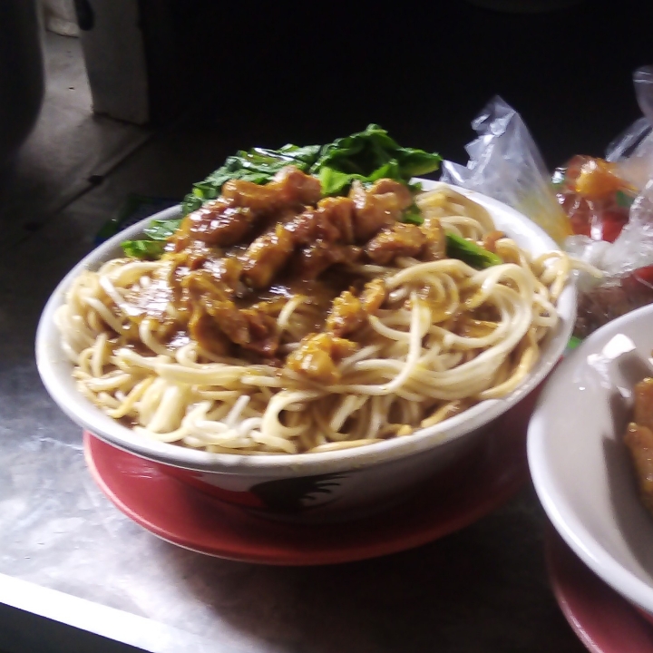 MIE AYAM JUMBO