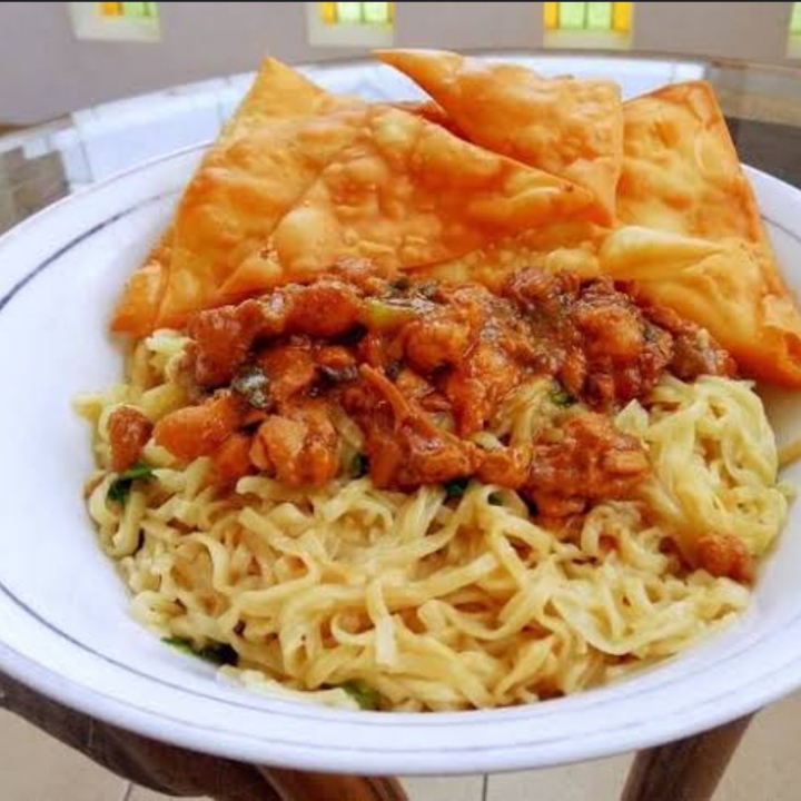 MIE AYAM PANGSIT 