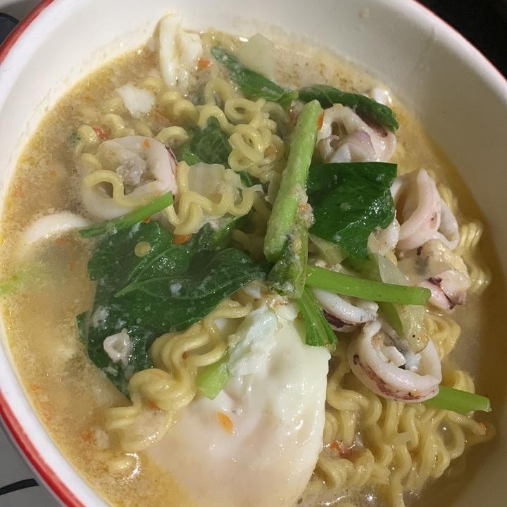 MIE GILAK 