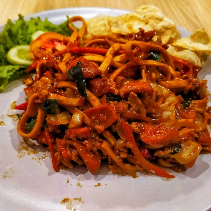 MIE GORENG SPESIAL