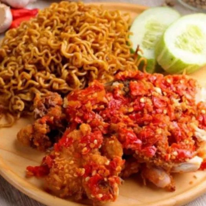 MIE GORENG GEPREK