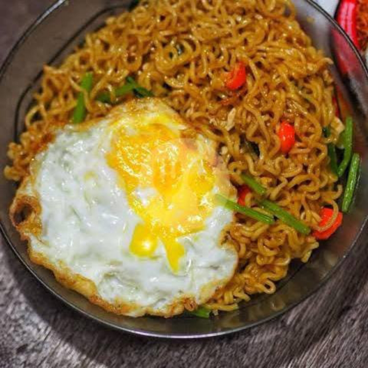 MIE GORENG SPECIAL