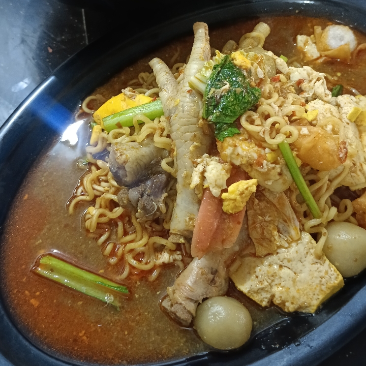 MIE JELETOT CEKER 