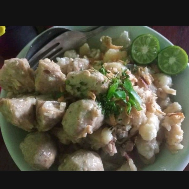 MIE BASO TETELAN
