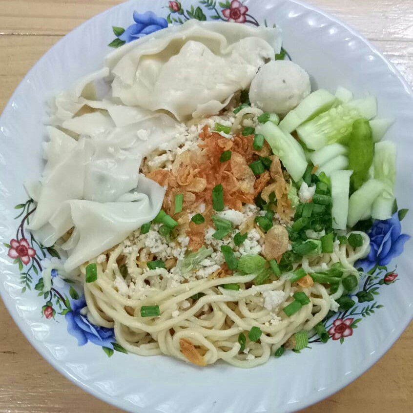 MIE PANGSIT SPESIAL